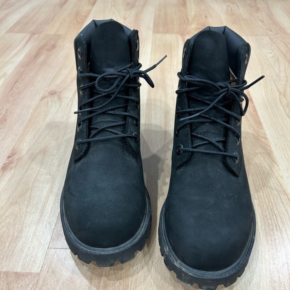 Timberland Boots - Picture 2 of 4
